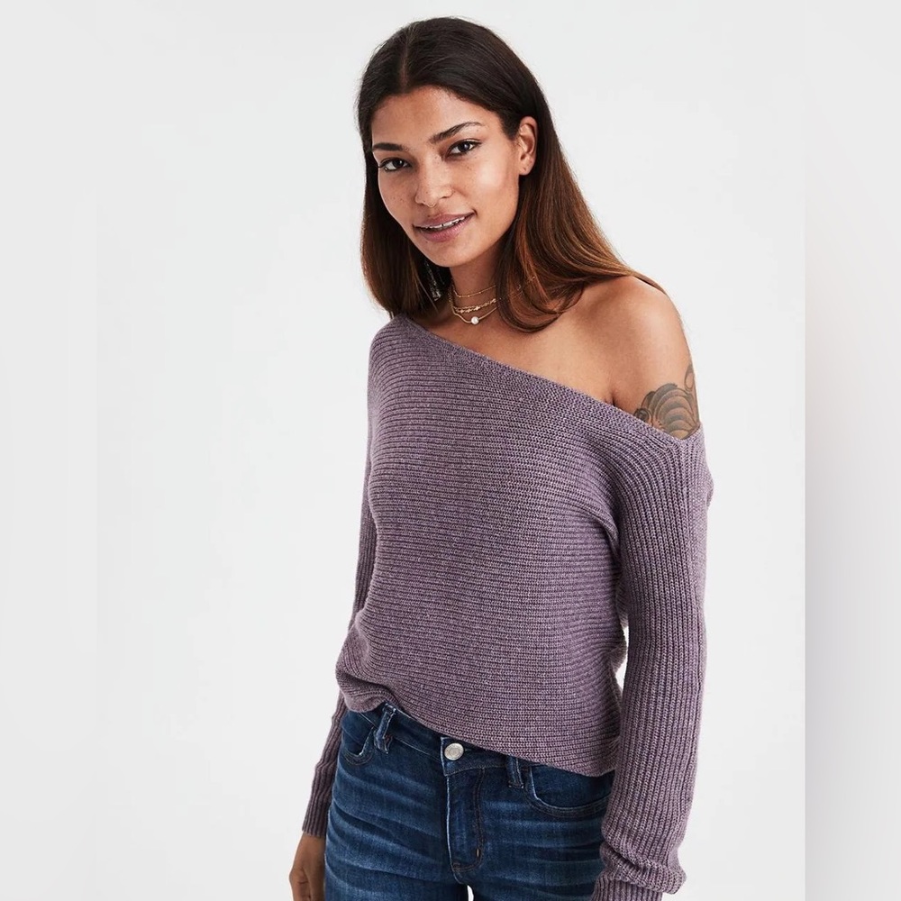 AE OFF-THE-SHOULDER DOLMAN SWEATER